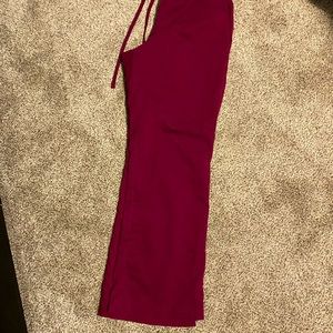 Maroon grey’s anatomy scrubs medium